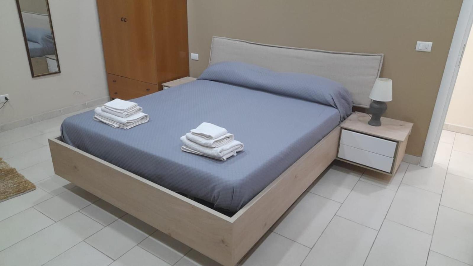 76 Avenue Suites Wi-Fi - Shuttle Reggio di Calabria Eksteriør bilde