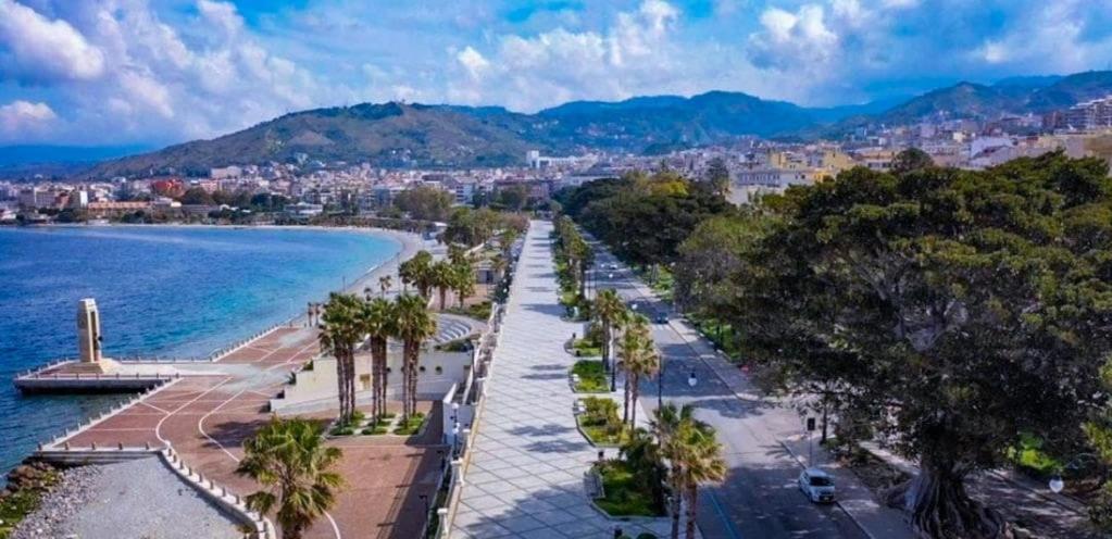 76 Avenue Suites Wi-Fi - Shuttle Reggio di Calabria Eksteriør bilde