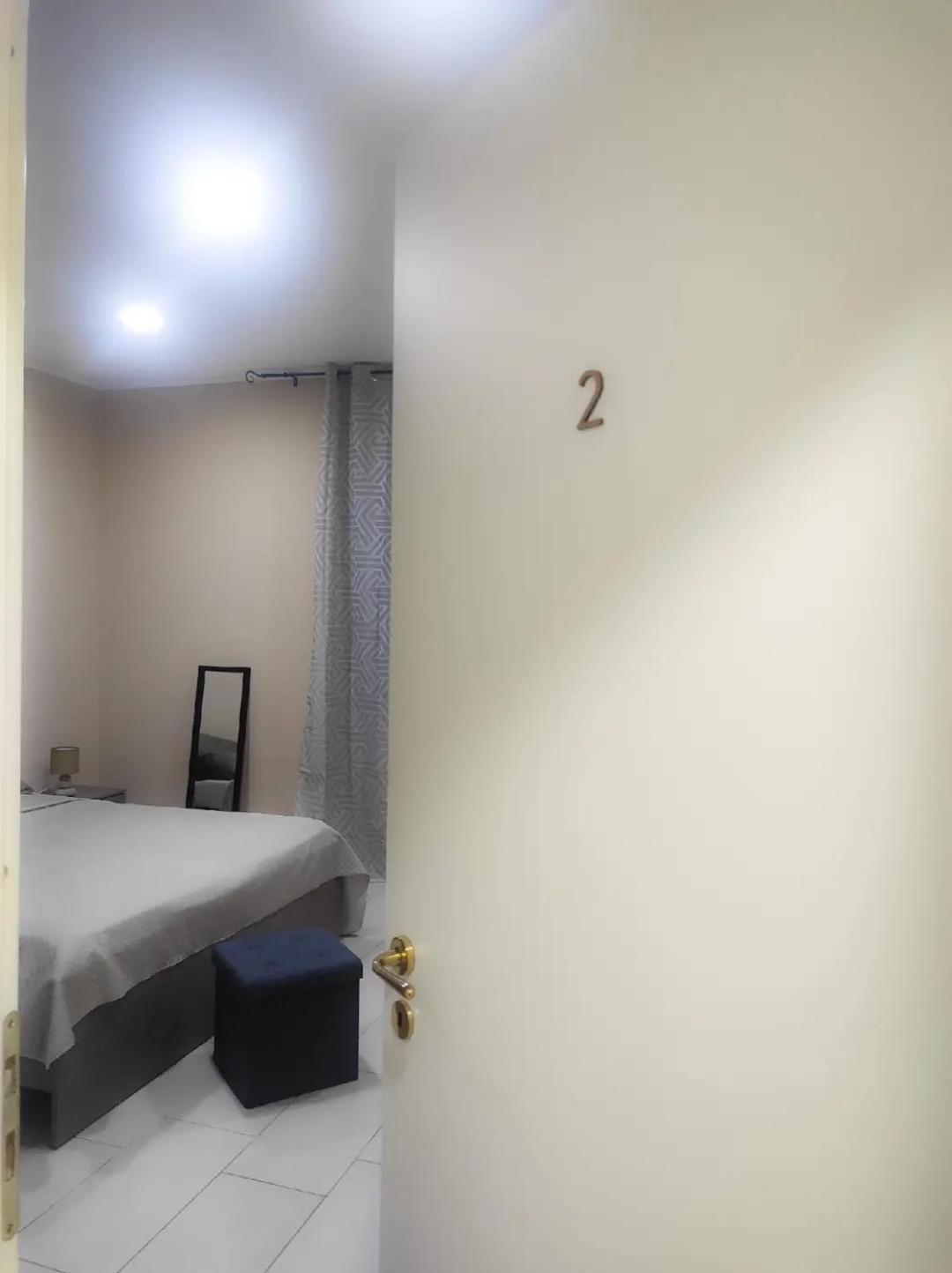 76 Avenue Suites Wi-Fi - Shuttle Reggio di Calabria Eksteriør bilde